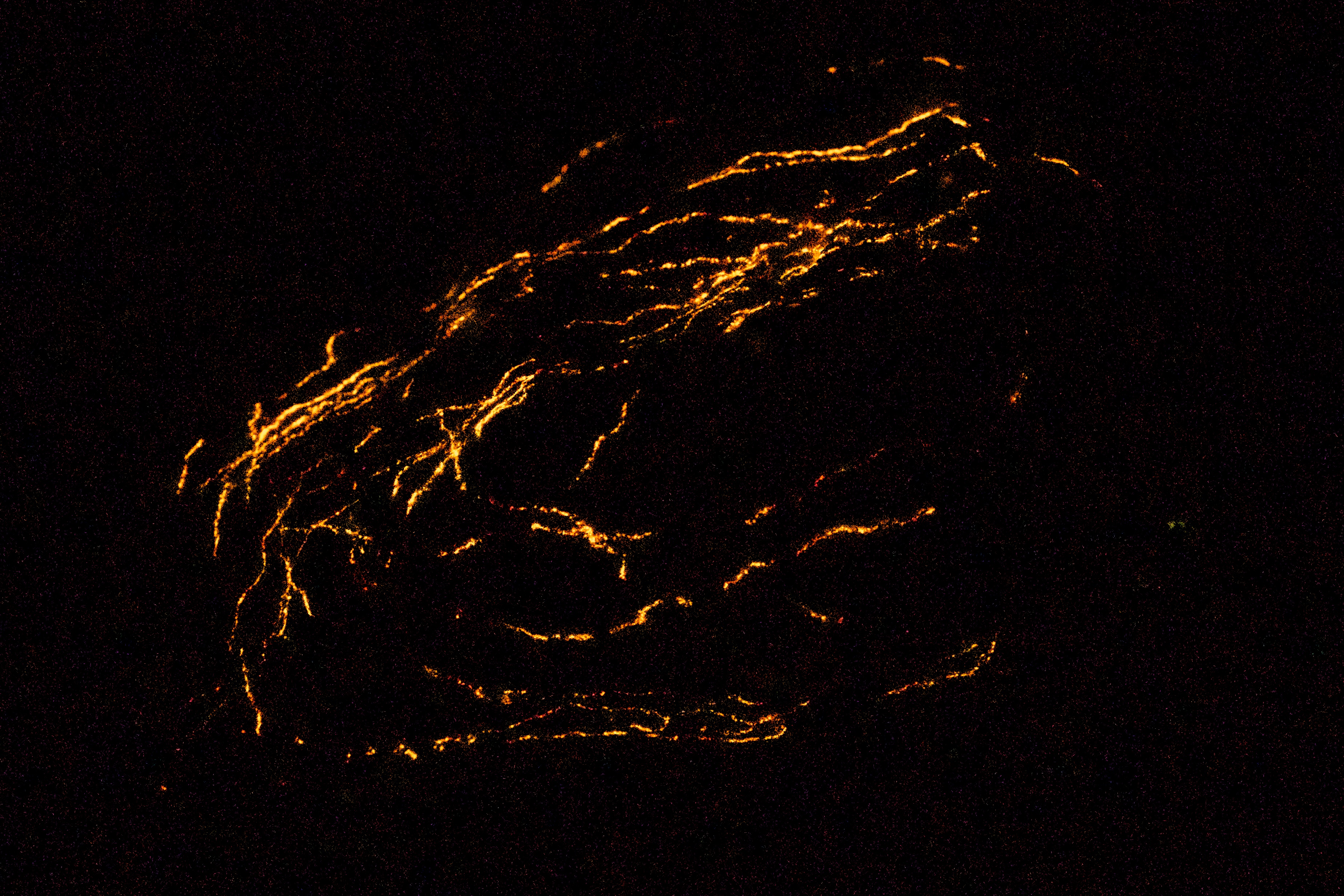 Triboluminescence from scratching the sphalerite.