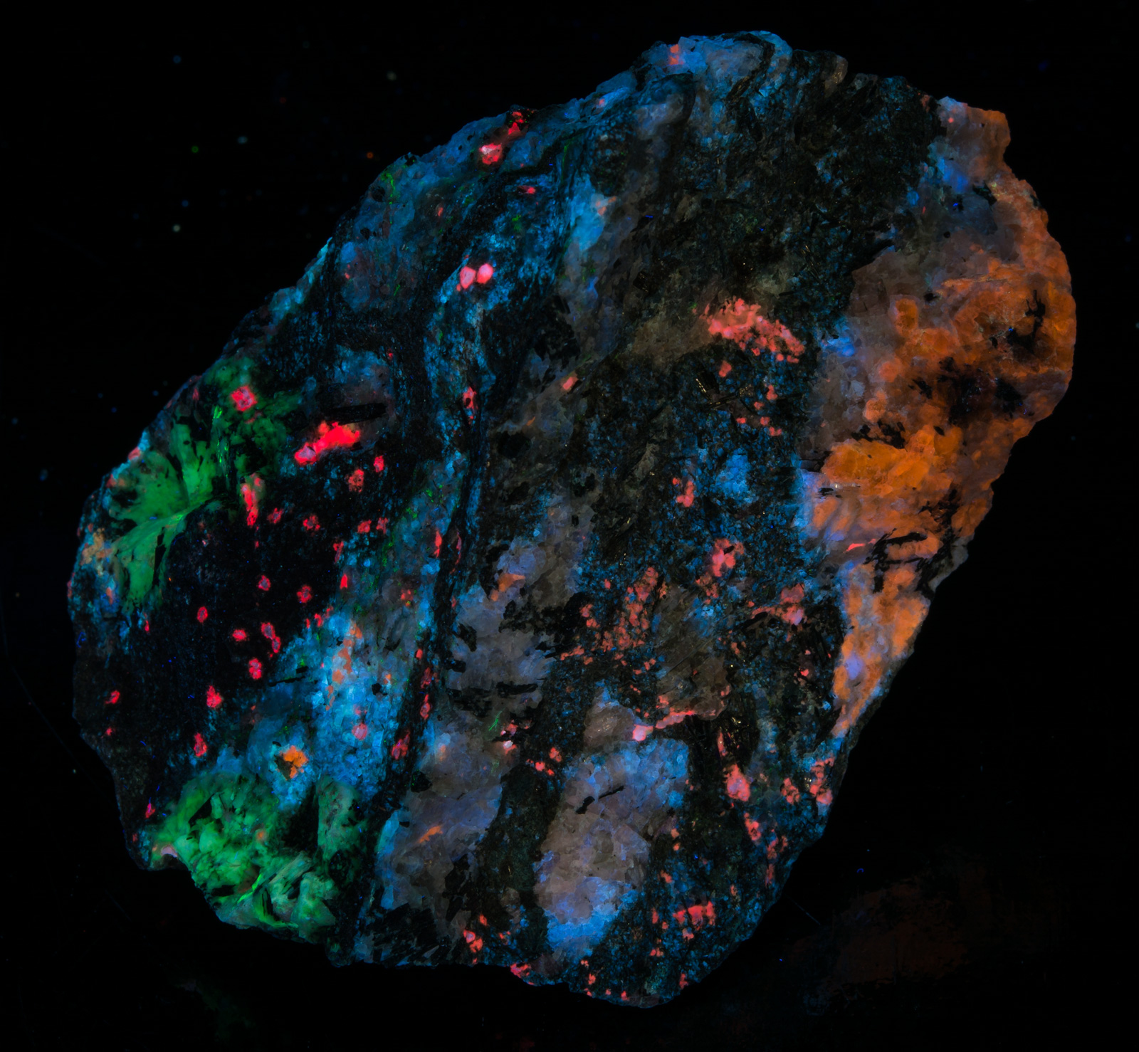 Fluorescence under shortwave UV light.