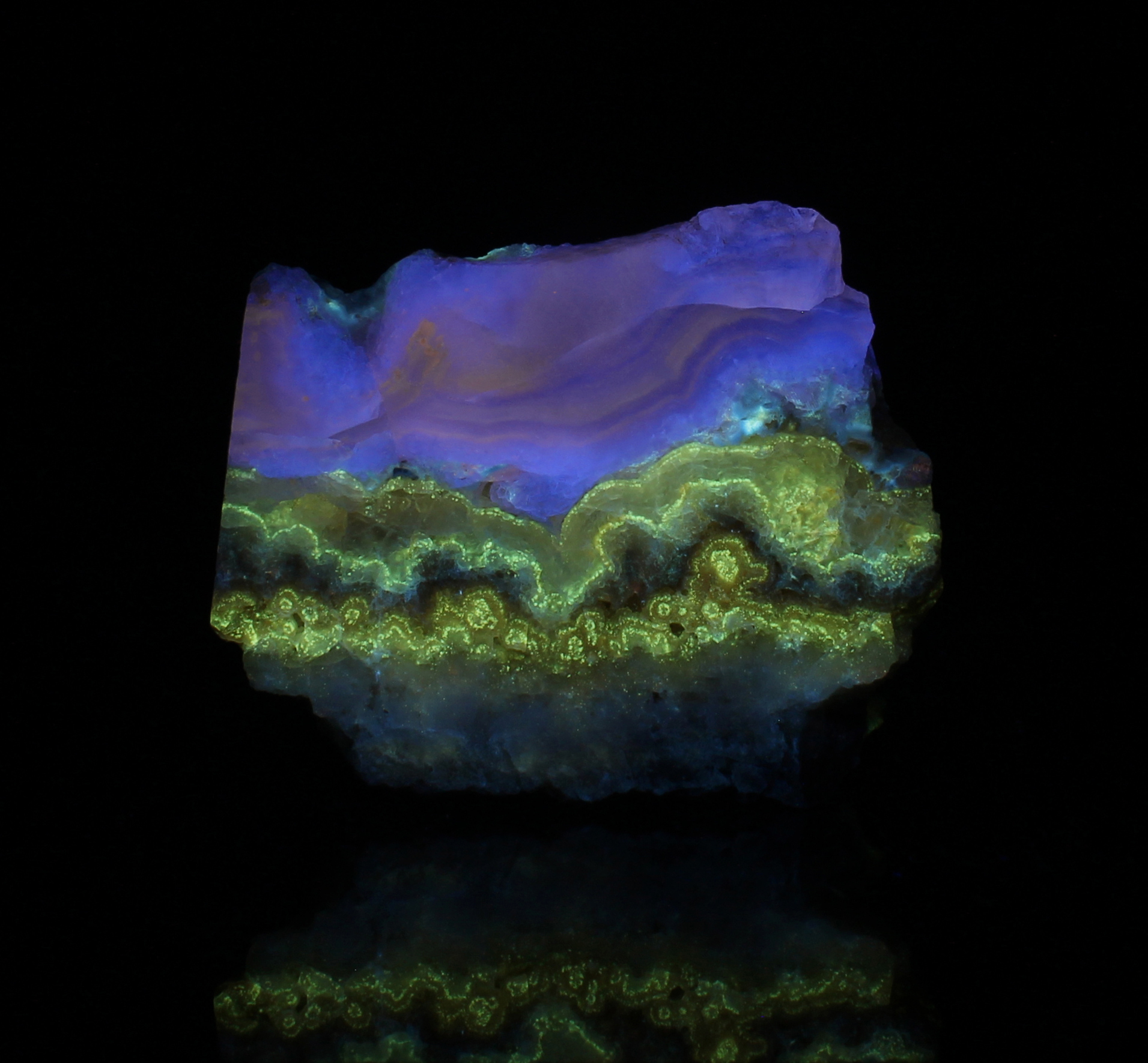 Fluorescence under shortwave UV light.
