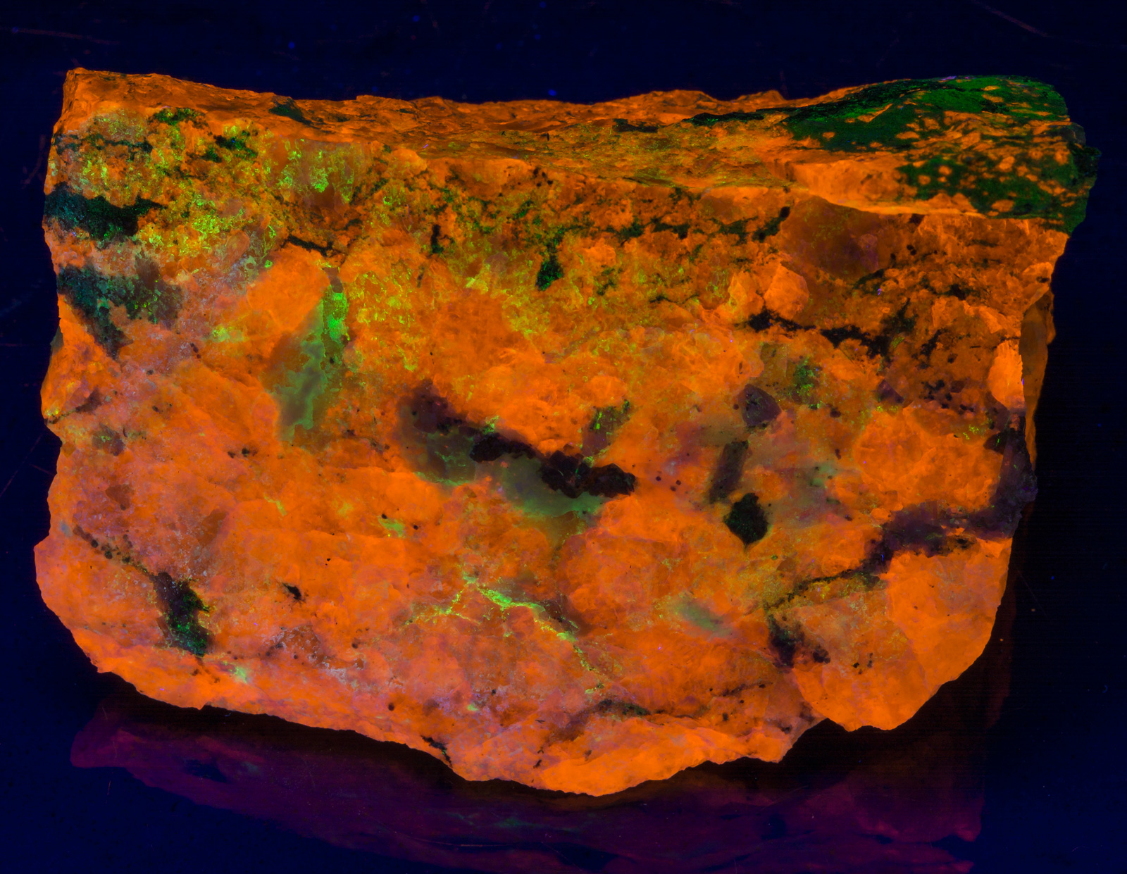 Fluorescence under shortwave UV light.