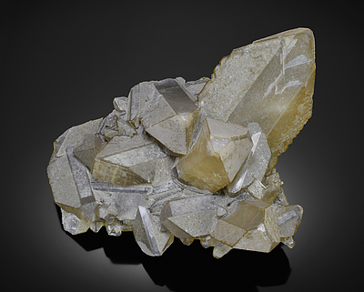 Normal light. Note the frosted crystal faces resulting from secondary barite deposition.