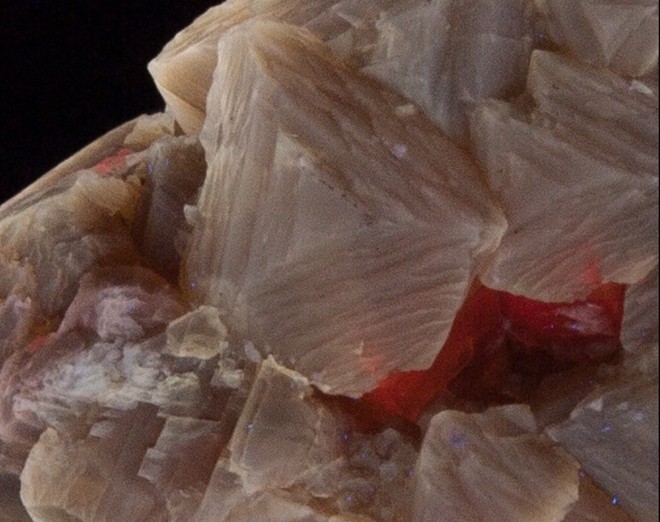 Fluorescence under midwave UV light. Closeup.