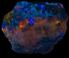 Fluorescence under longwave UV light.
