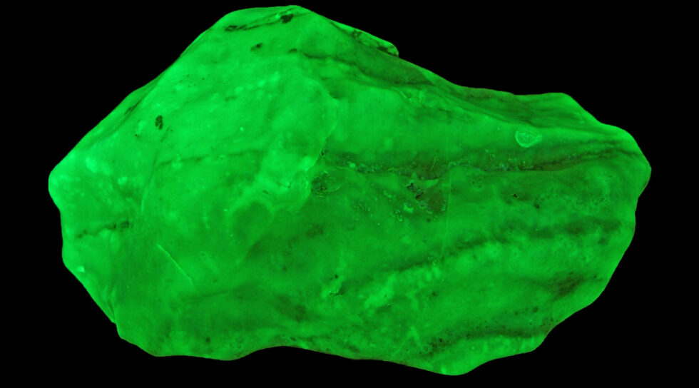 Science Rocks Fluro How Hot Are Your Rocks? Radioactivity in Uranyl-Activated Fluorescent ...