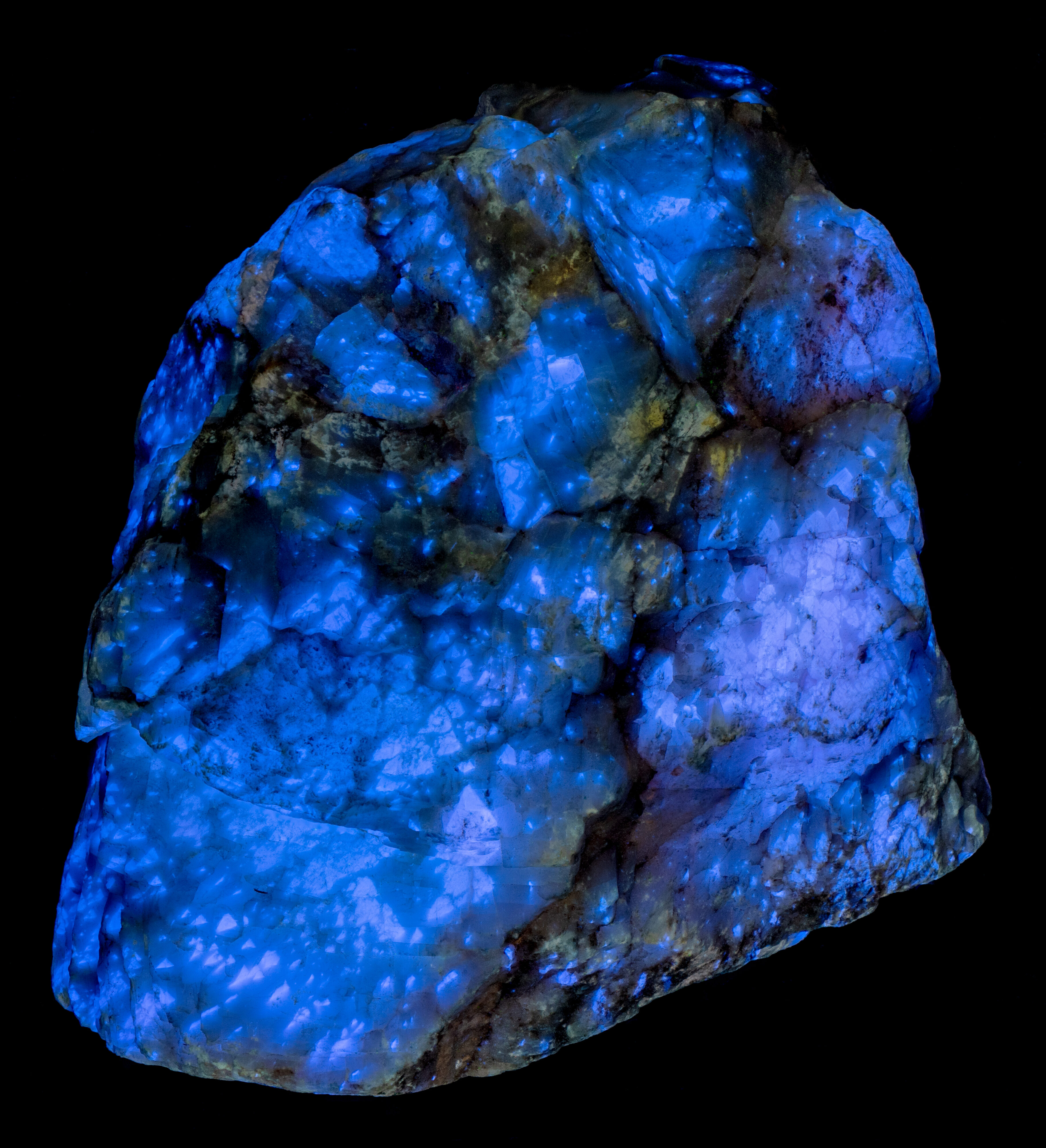 Fluorescence under shortwave UV light. Side 2