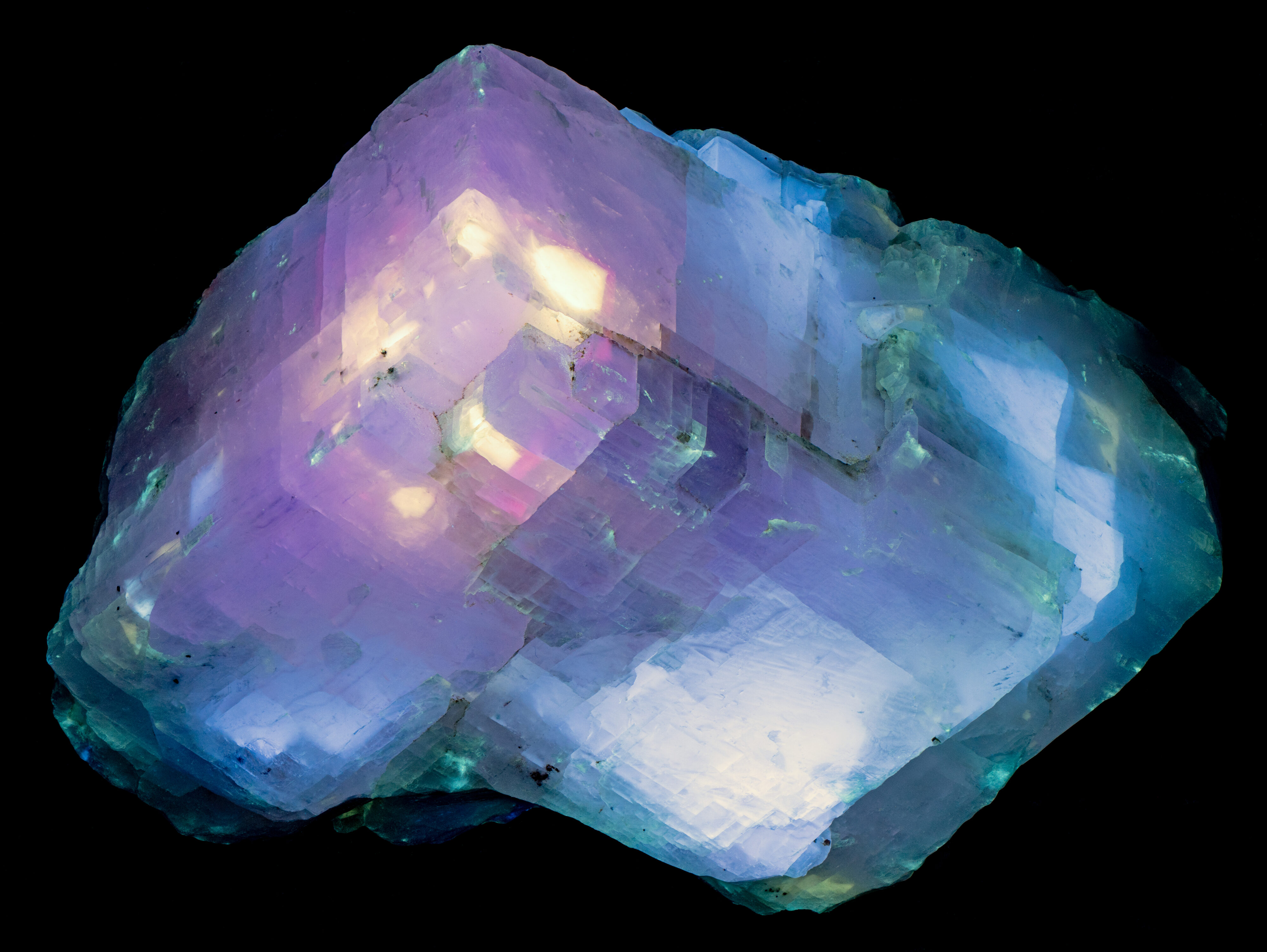 Fluorescence under midwave UV light.