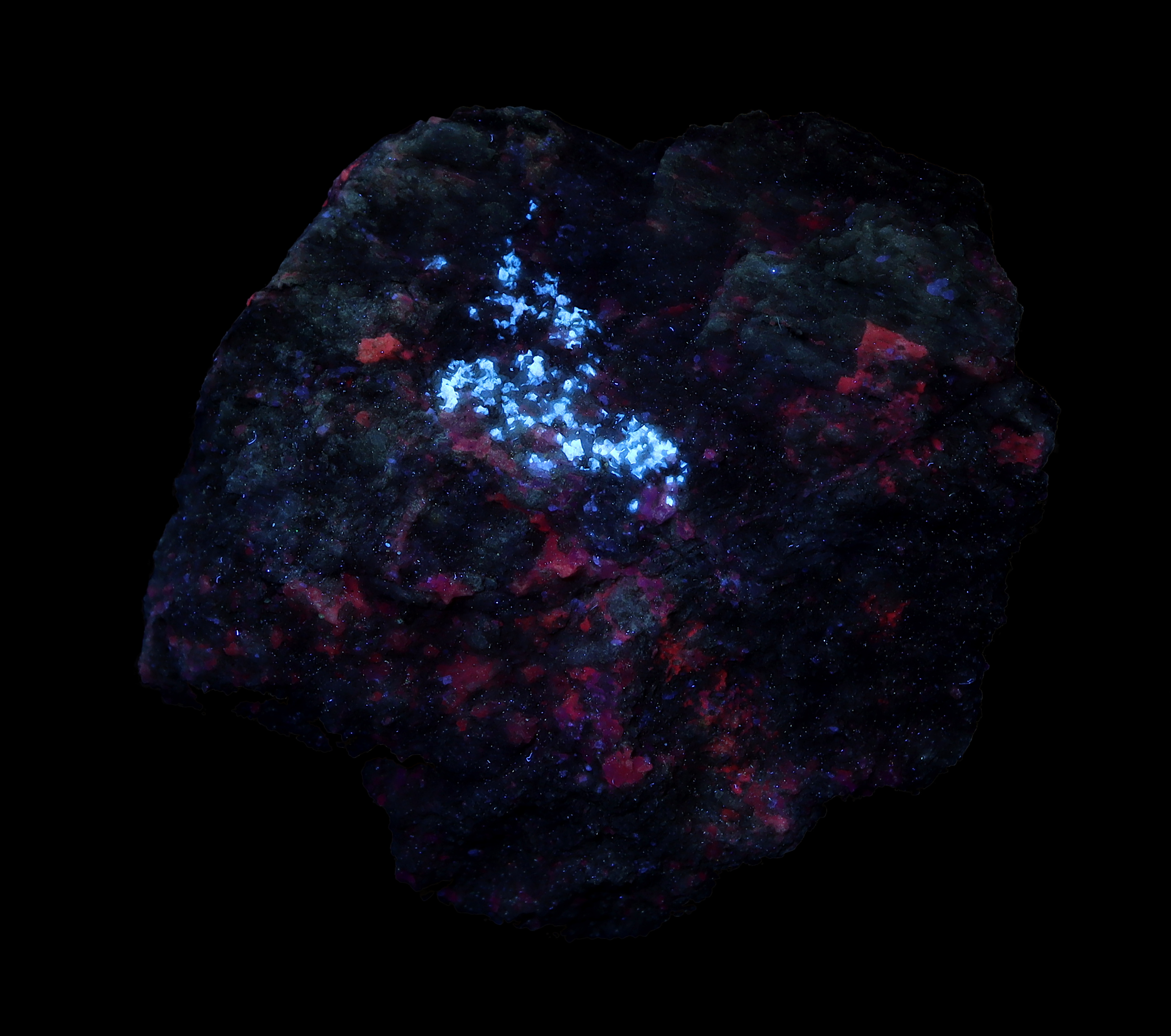 Fluorescence under midwave UV light.