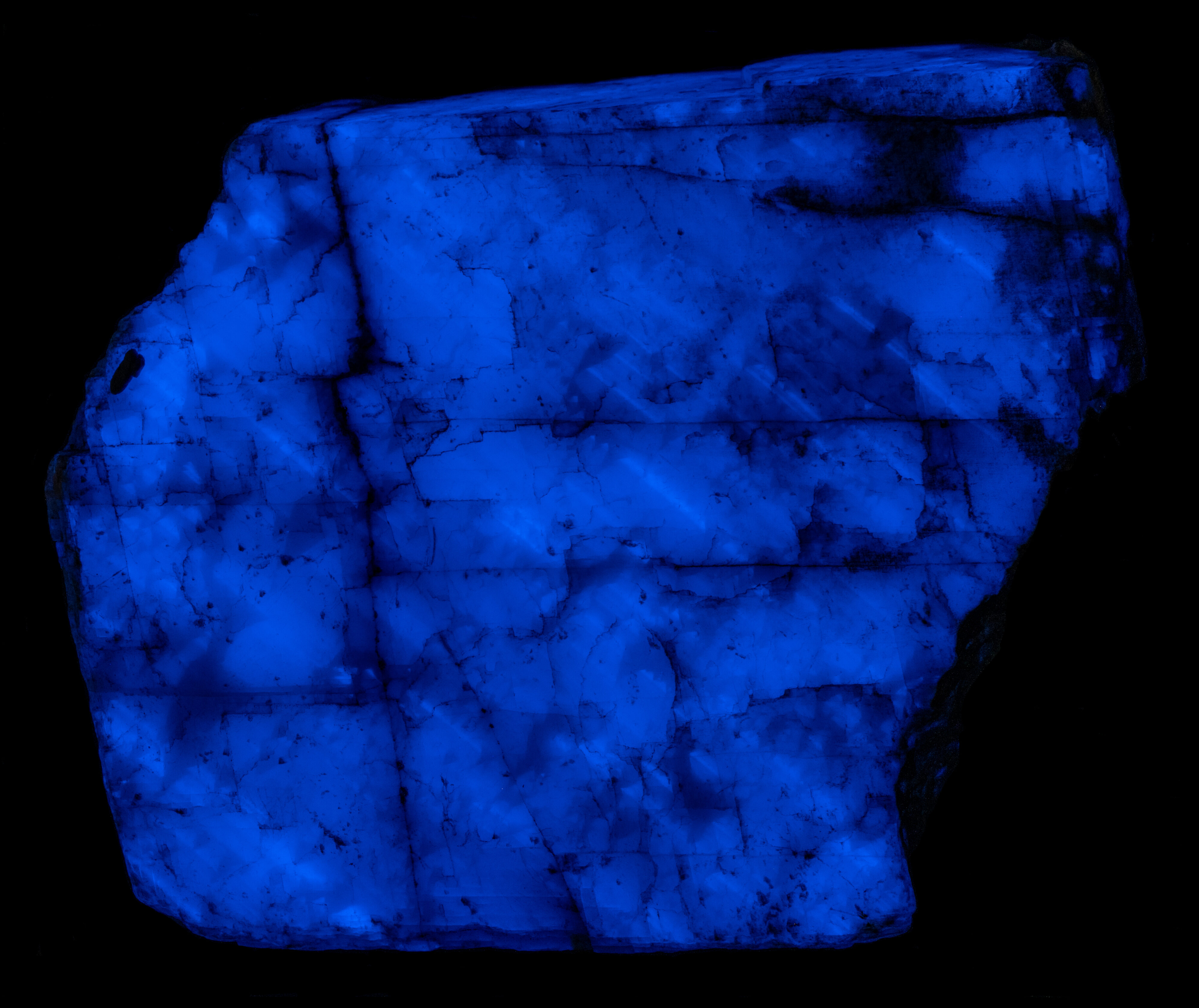 Afterglow after exposure to shortwave UV light.